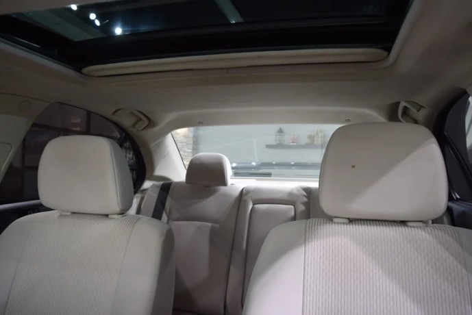mitsubishi-lancer-gls-big-10