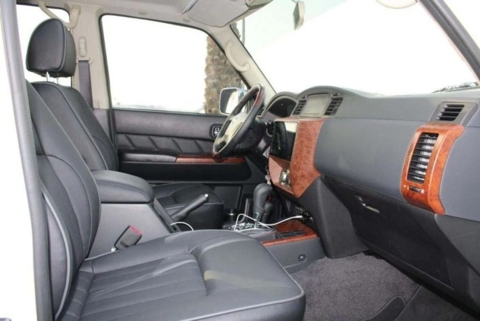 nissan-patrol-safari-nissan-patrol-y61-48l-petrol-4wd-grx-auto-big-10