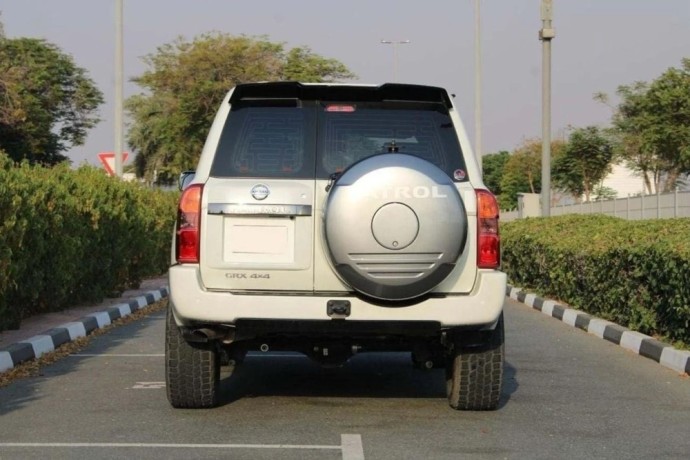 nissan-patrol-safari-nissan-patrol-y61-48l-petrol-4wd-grx-auto-big-1