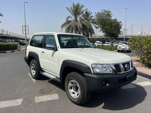 nissan-patrol-safari-gl-48l-mt-big-0