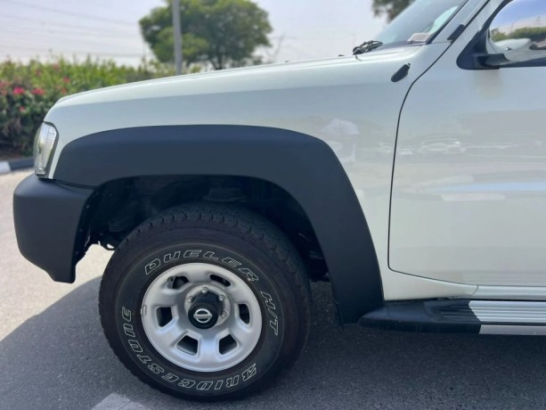 nissan-patrol-safari-gl-48l-mt-big-7