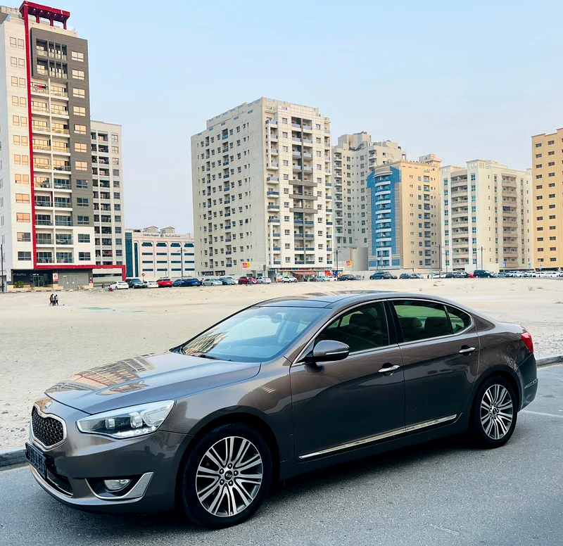KIA CADENZA 3.5L GCC SPEC FULL OPTION | PANORAMIC | LUXURY SEDAN | 2015